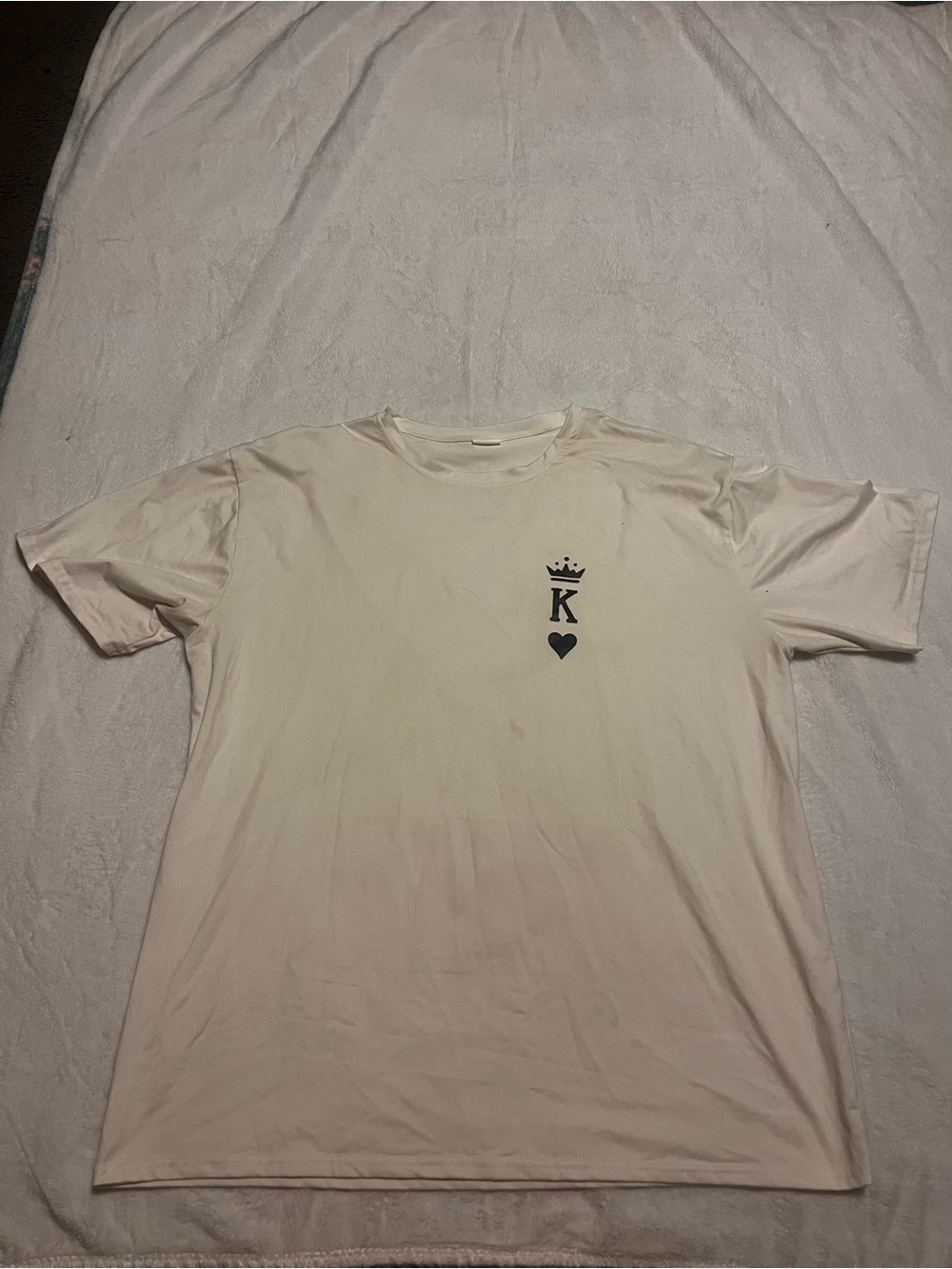 SHEIN Cream Short-Sleeve Tee with Crown & Heart Graphic